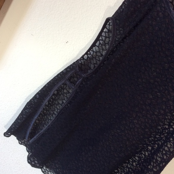 Fredericks of Hollywood Side Slit Black Negligee - Picture 3 of 5